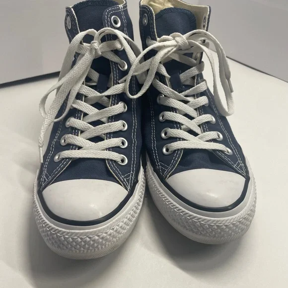 Converse Navy Blue Canvas High-Tops size 9 - price is firm - Picture 2 of 8